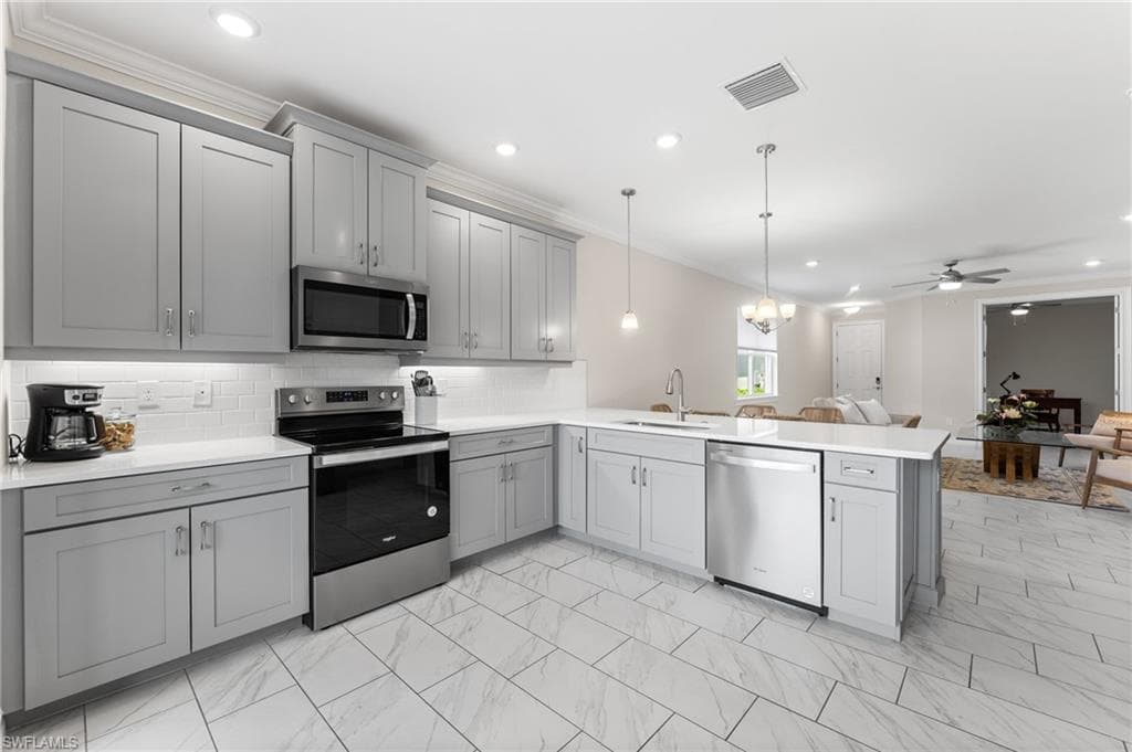 28295 Captiva Shell Loop, Bonita Springs, FL 34135-8