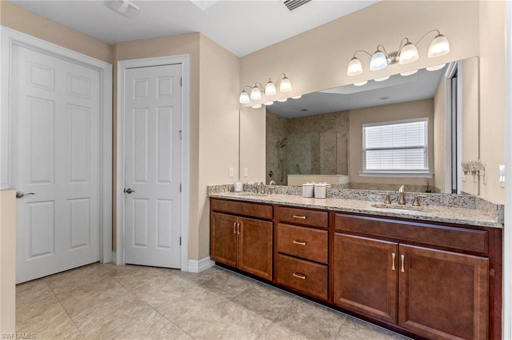 28212 Seasons Tide Ave, Bonita Springs, FL 34135-13