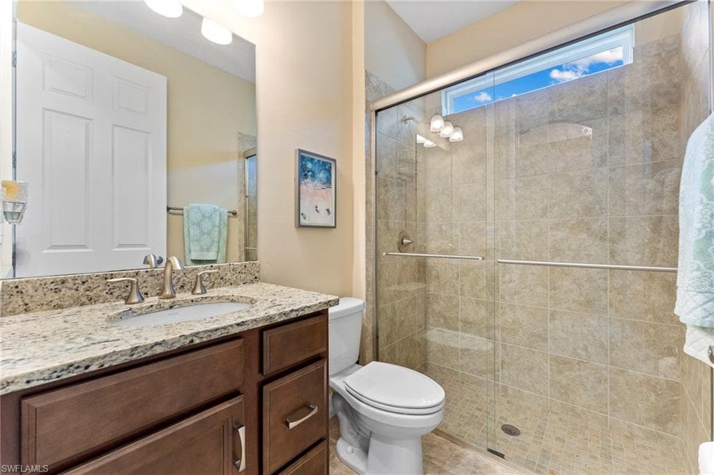 28212 Seasons Tide Ave, Bonita Springs, FL 34135-15