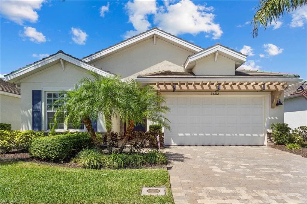28212 Seasons Tide Ave, Bonita Springs, FL 34135-5