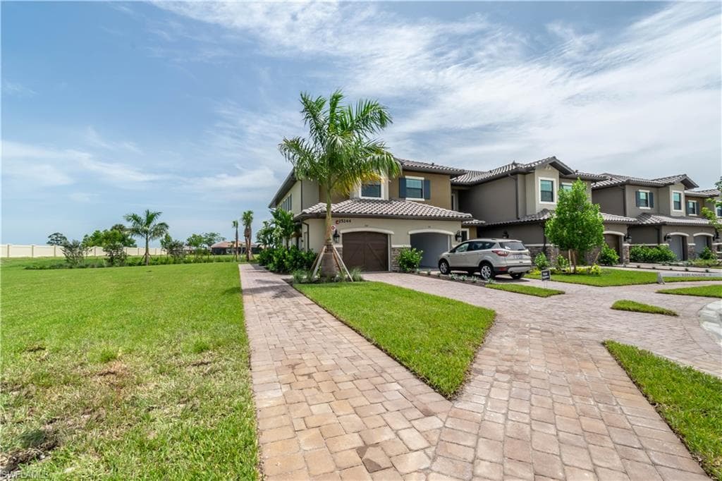 15244 Zeno Way 201, Naples, FL 34114-34