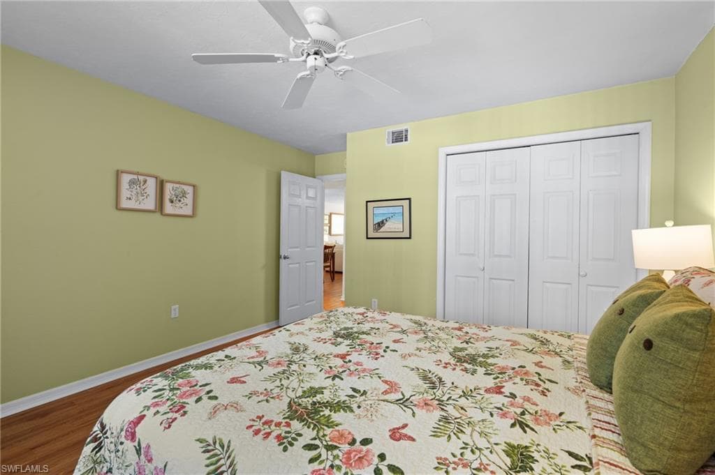 270 Naples Cove Dr 3205, Naples, FL 34110-27