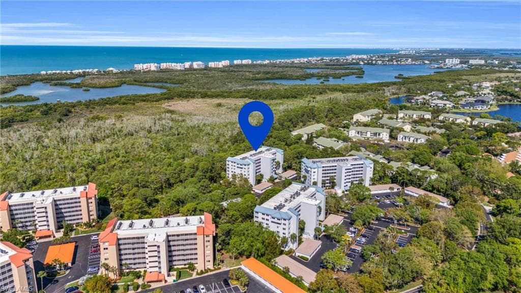 270 Naples Cove Dr 3205, Naples, FL 34110-2