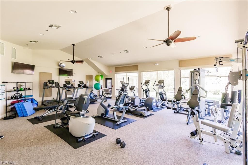 270 Naples Cove Dr 3205, Naples, FL 34110-42