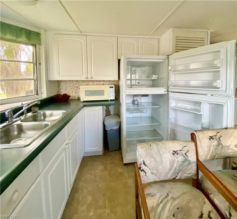 9 Oregon Trl 68, Naples, FL 34113-13