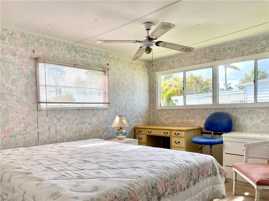 9 Oregon Trl 68, Naples, FL 34113-19