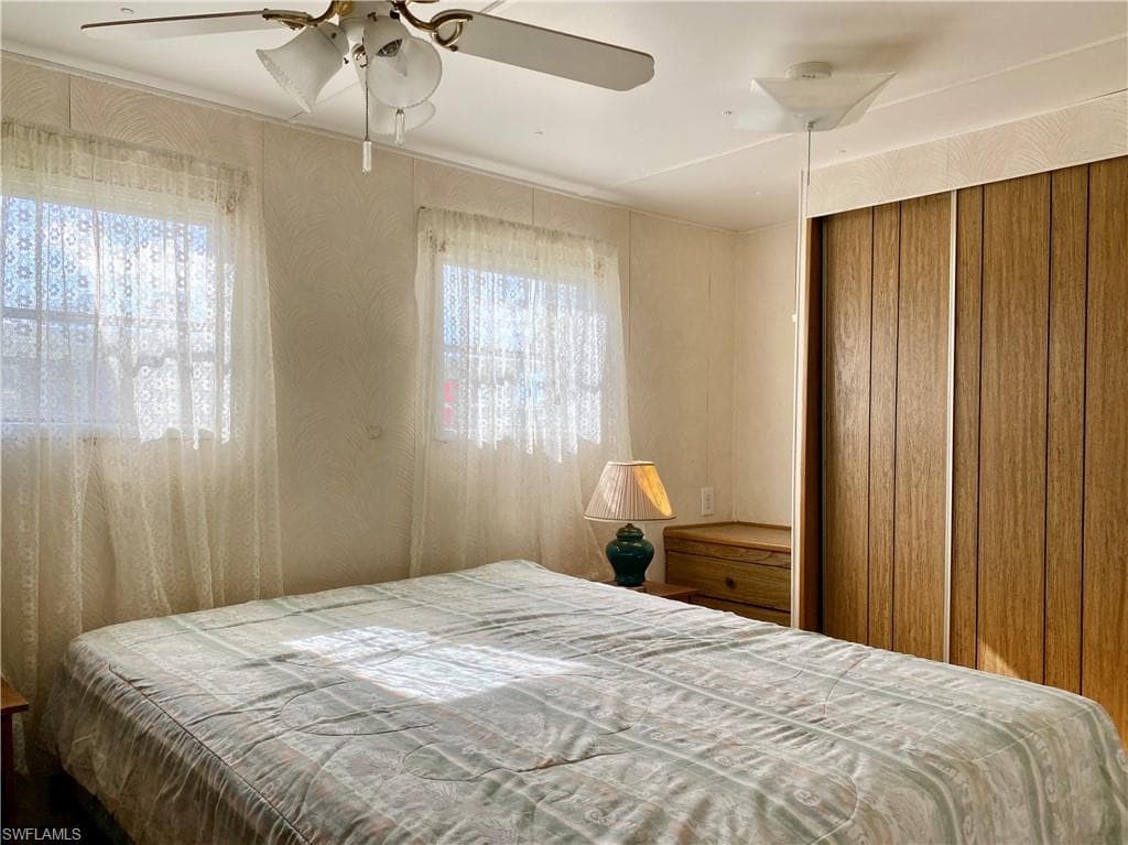 9 Oregon Trl 68, Naples, FL 34113-23