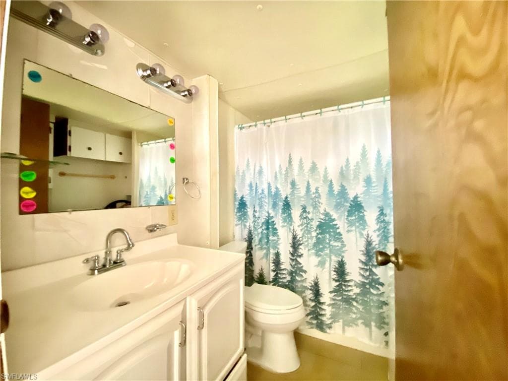 9 Oregon Trl 68, Naples, FL 34113-24