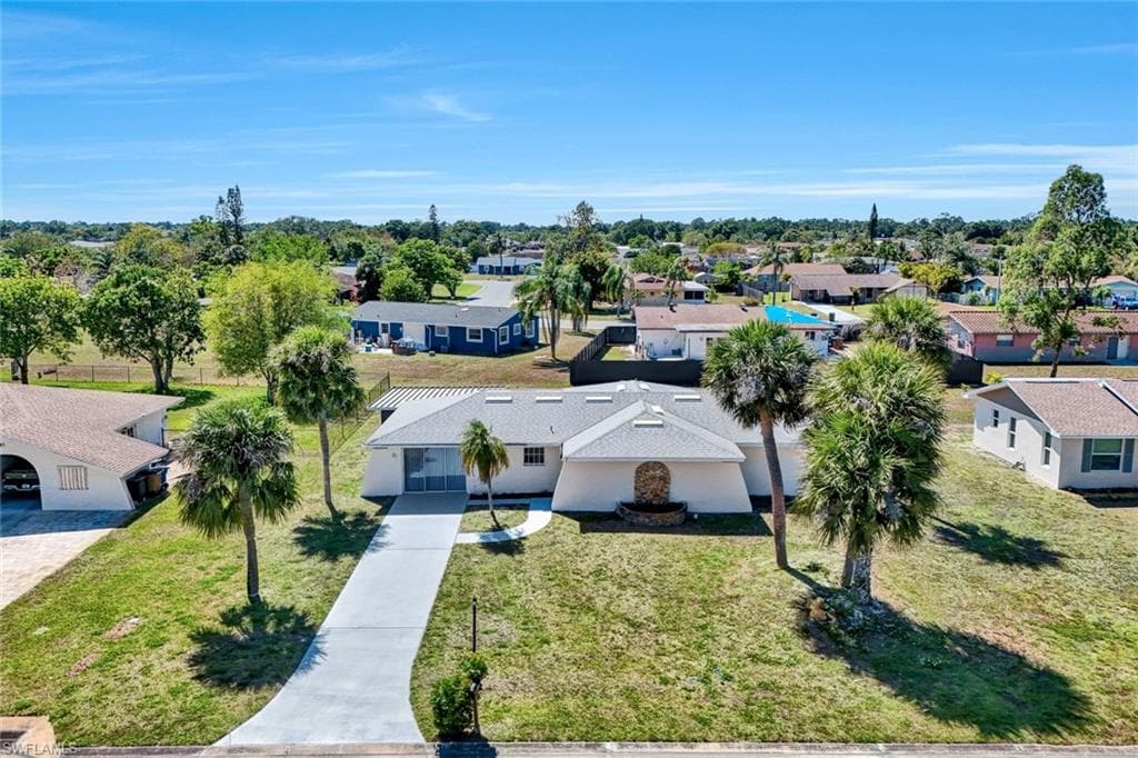 1423 Alwynne Dr, Lehigh Acres, FL 33936-4