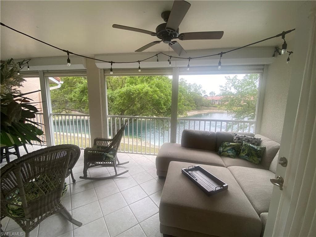 2100 Cascades Dr 4912, Naples, FL 34112-12