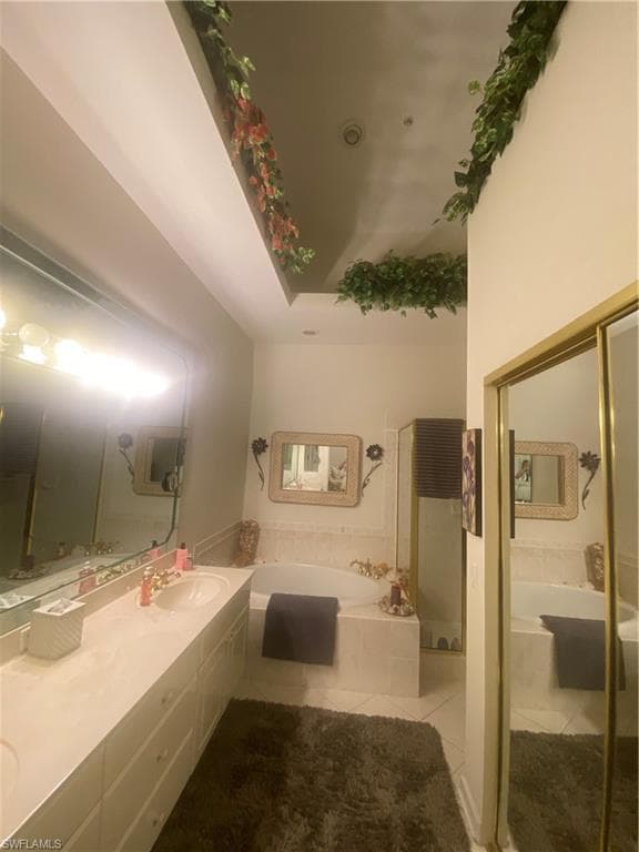 2100 Cascades Dr 4912, Naples, FL 34112-18