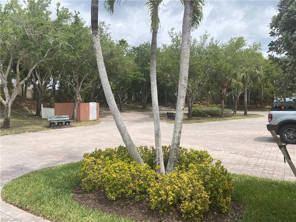 2100 Cascades Dr 4912, Naples, FL 34112-5