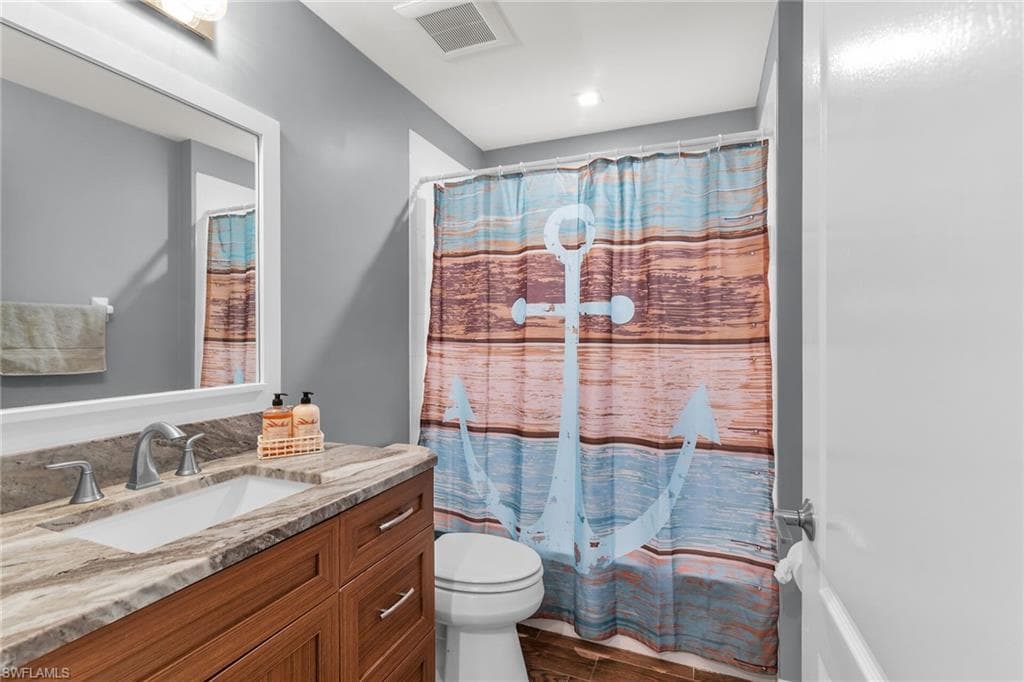 230 Newport Dr 602, Naples, FL 34114-15