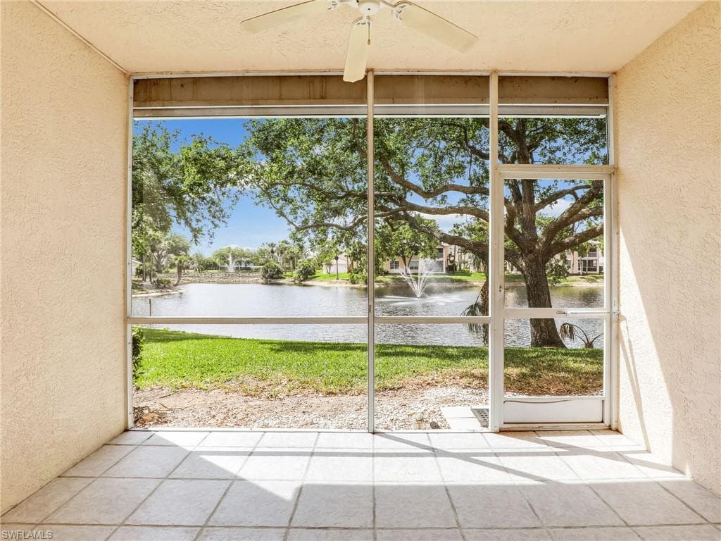 760 Wiggins Lake Dr 101, Naples, FL 34110-23