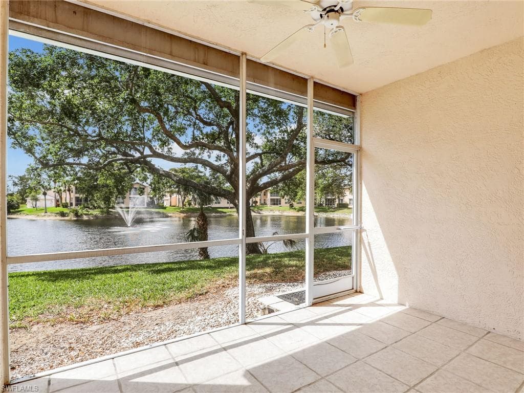 760 Wiggins Lake Dr 101, Naples, FL 34110-24