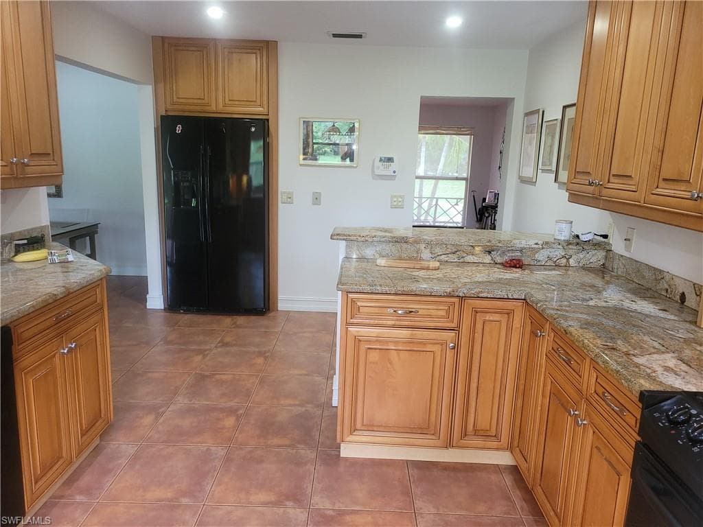5259 Myrtle Ln, Naples, FL 34113-12