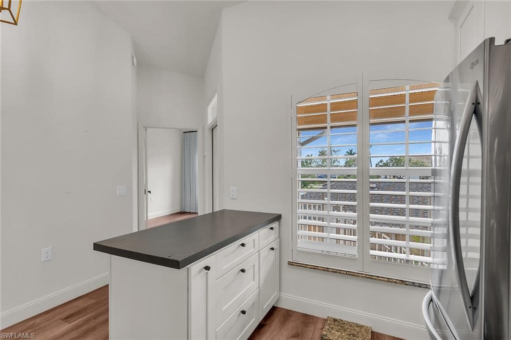 302 Newport Dr 1509, Naples, FL 34114-7