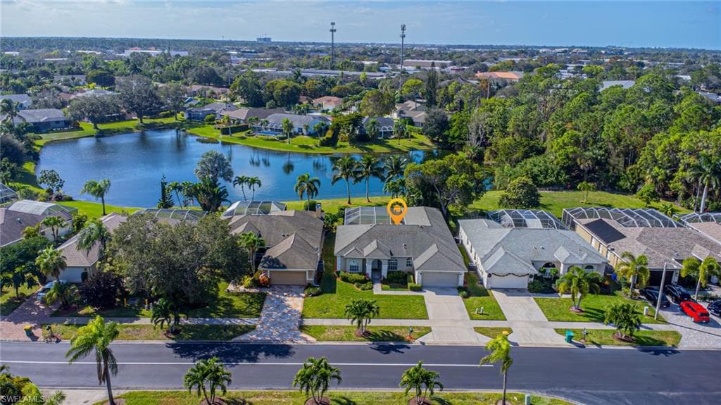 967 Briarwood Blvd, Naples, FL 34104-33