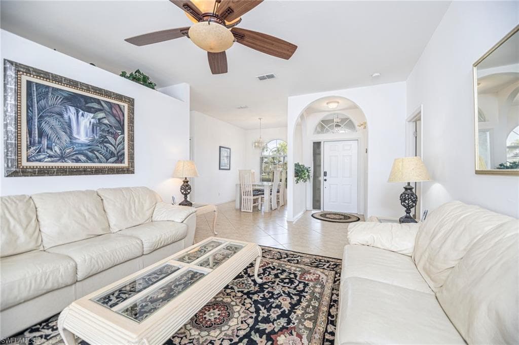967 Briarwood Blvd, Naples, FL 34104-5