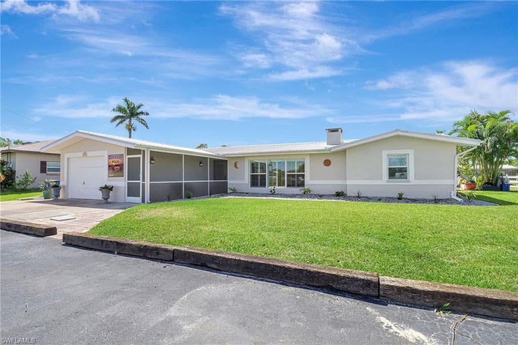 1230 Betmar Blvd, North Fort Myers, FL 33903-1