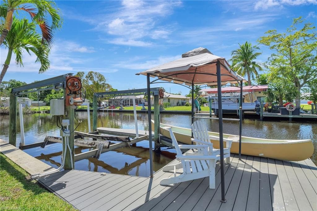 1230 Betmar Blvd, North Fort Myers, FL 33903-36