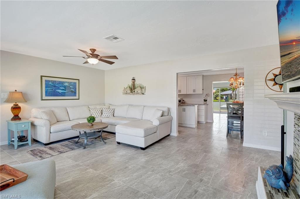 1230 Betmar Blvd, North Fort Myers, FL 33903-4