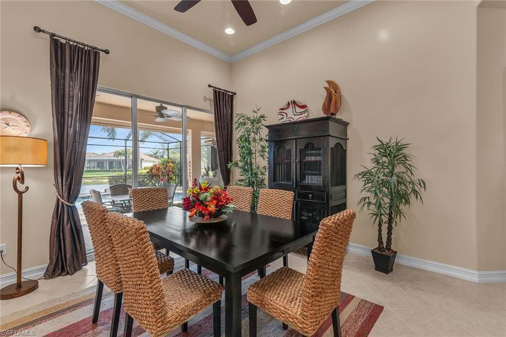 6806 Bent Grass Dr, Naples, FL 34113-11