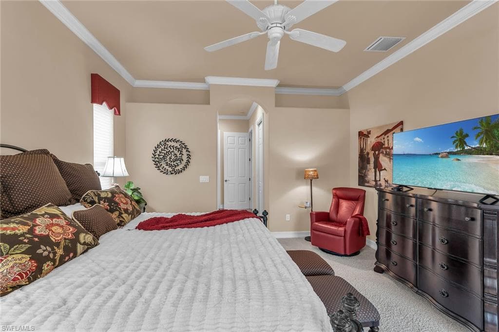 6806 Bent Grass Dr, Naples, FL 34113-24