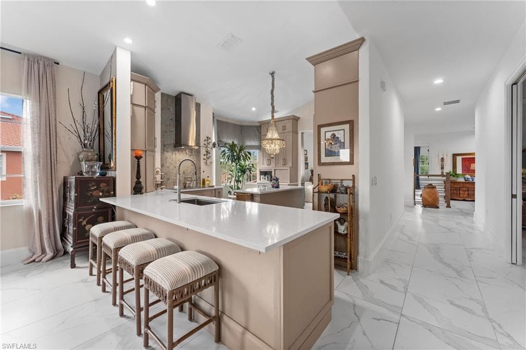 6442 Legacy Cir 204, Naples, FL 34113-9
