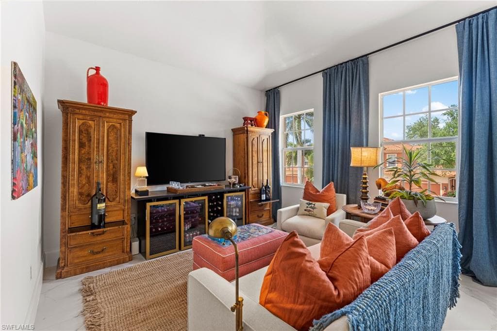 6442 Legacy Cir 204, Naples, FL 34113-23