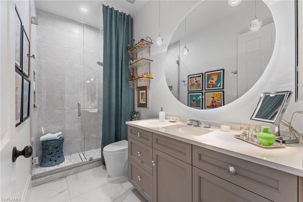6442 Legacy Cir 204, Naples, FL 34113-32