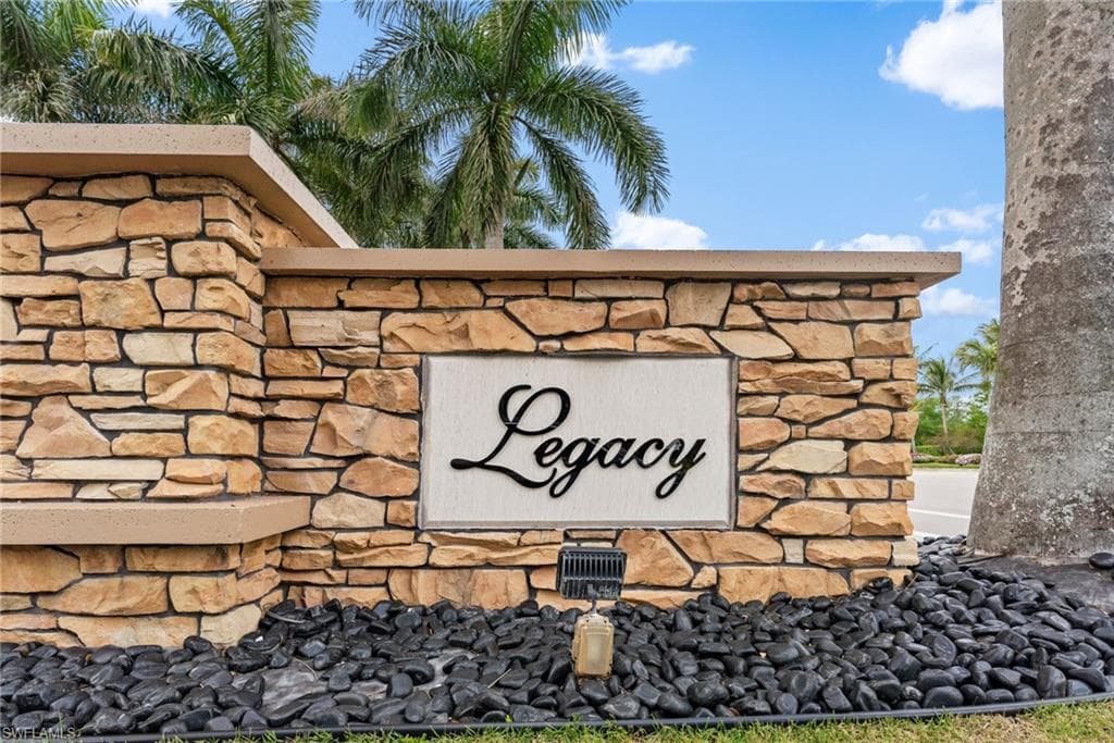 6442 Legacy Cir 204, Naples, FL 34113-34
