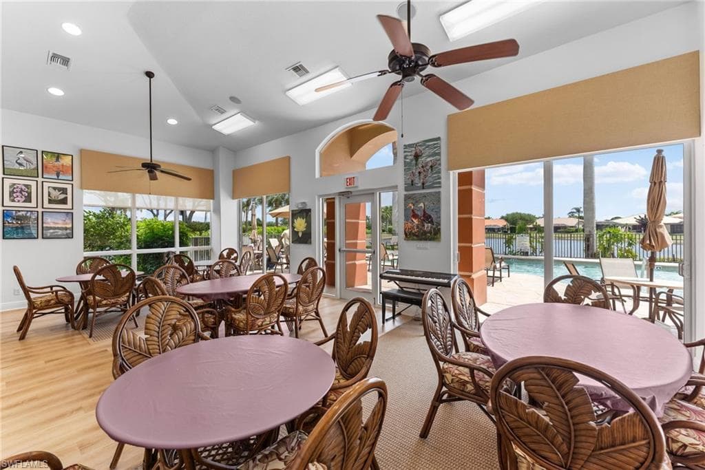 6442 Legacy Cir 204, Naples, FL 34113-42