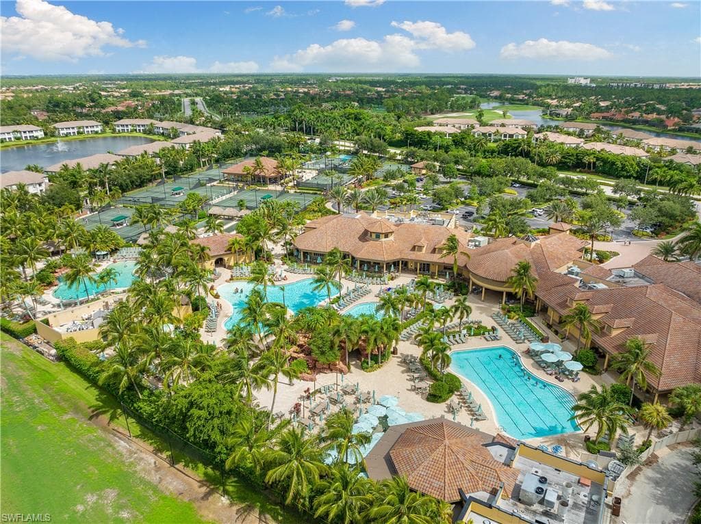 6442 Legacy Cir 204, Naples, FL 34113-46