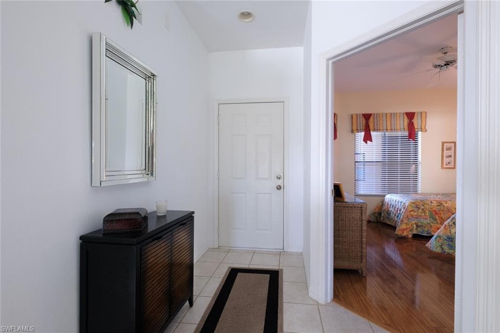 210 Vintage Cir C103, Naples, FL 34119-17