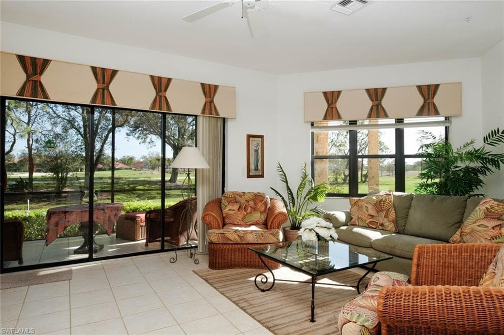 210 Vintage Cir C103, Naples, FL 34119-3