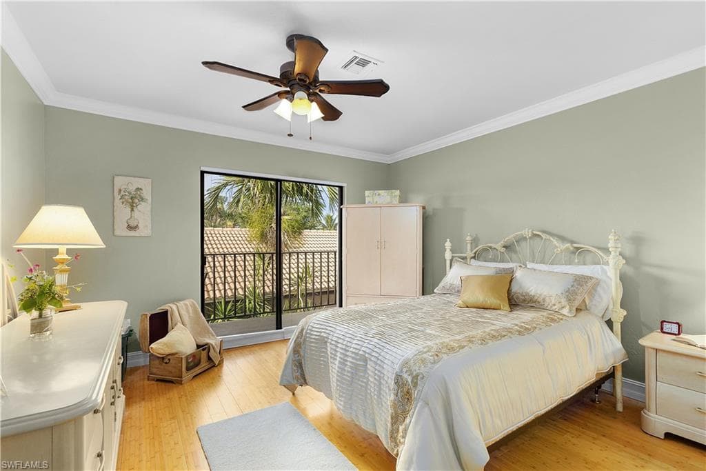 3370 10th St N 1308, Naples, FL 34103-14