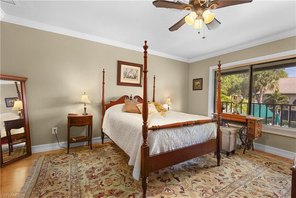 3370 10th St N 1308, Naples, FL 34103-18