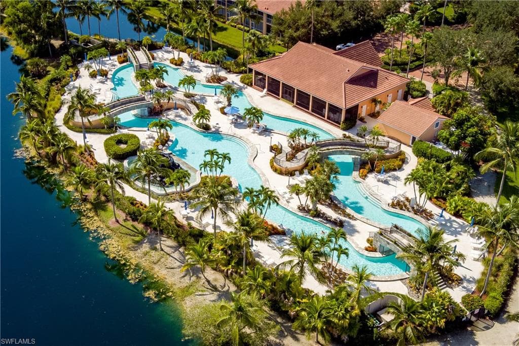6730 Beach Resort Dr 6, Naples, FL 34114-46