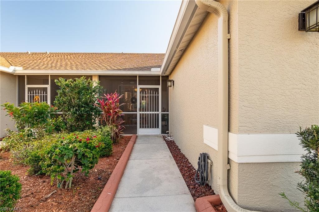 21422 Knighton Run, Estero, FL 33928-4