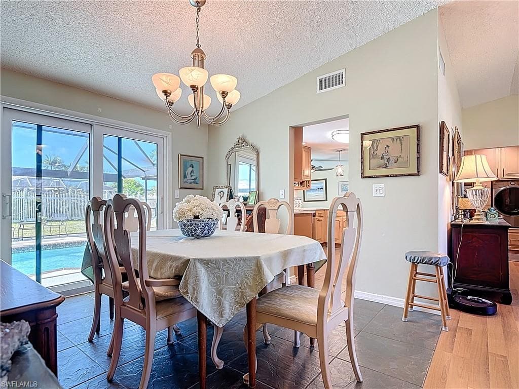 432 38th St, Cape Coral, FL 33914-13