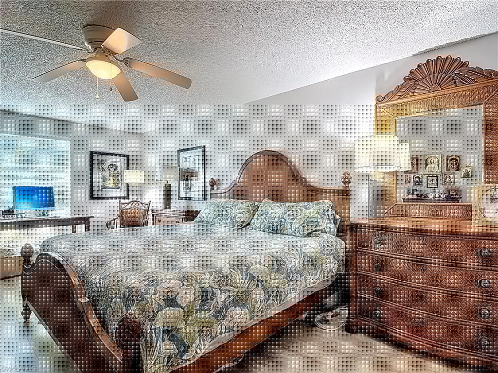 432 38th St, Cape Coral, FL 33914-26