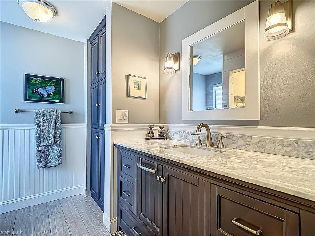 432 38th St, Cape Coral, FL 33914-28