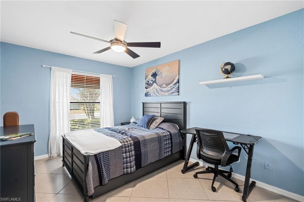 10790 Regent Cir 406, Naples, FL 34109-20