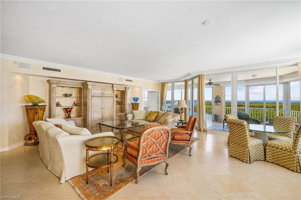 435 Dockside Dr A804, Naples, FL 34110-11