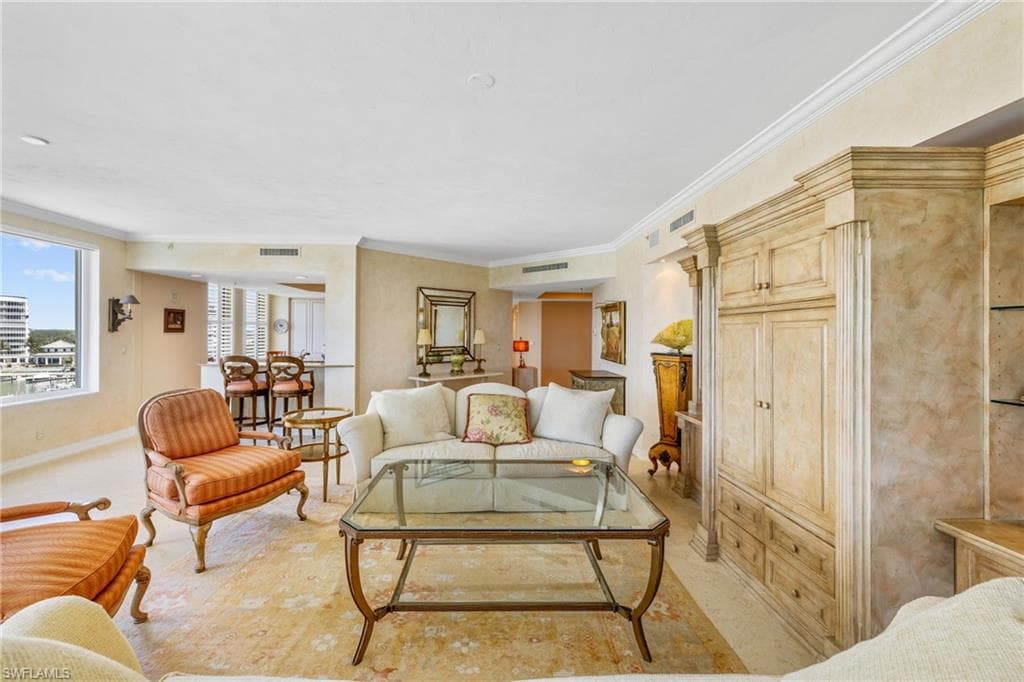 435 Dockside Dr A804, Naples, FL 34110-15
