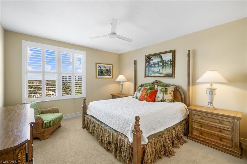 435 Dockside Dr A804, Naples, FL 34110-34