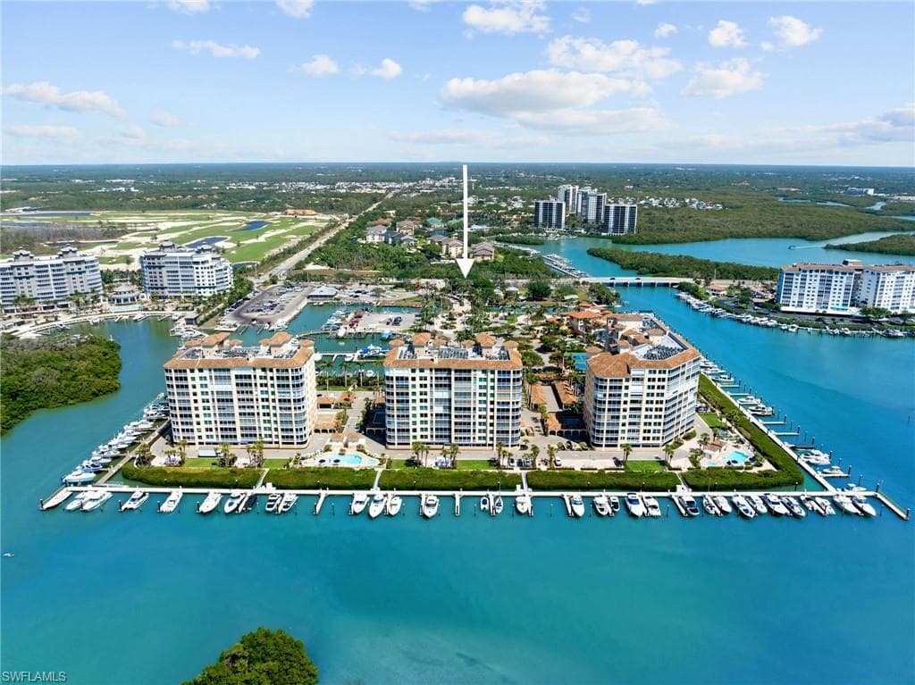 435 Dockside Dr A804, Naples, FL 34110-3