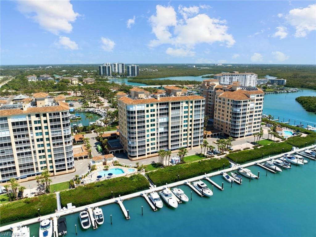 435 Dockside Dr A804, Naples, FL 34110-48