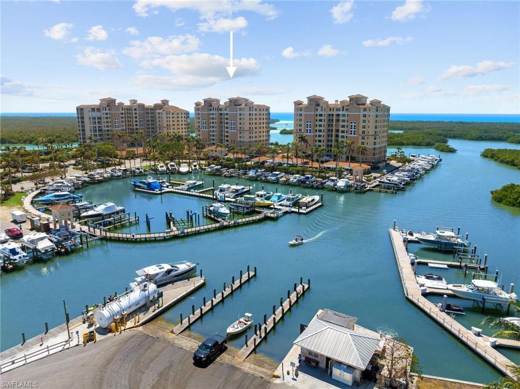 435 Dockside Dr A804, Naples, FL 34110-50